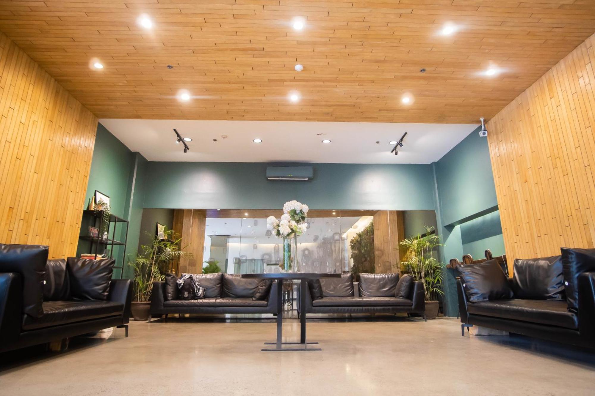 Green Sun Hotel Макати Экстерьер фото