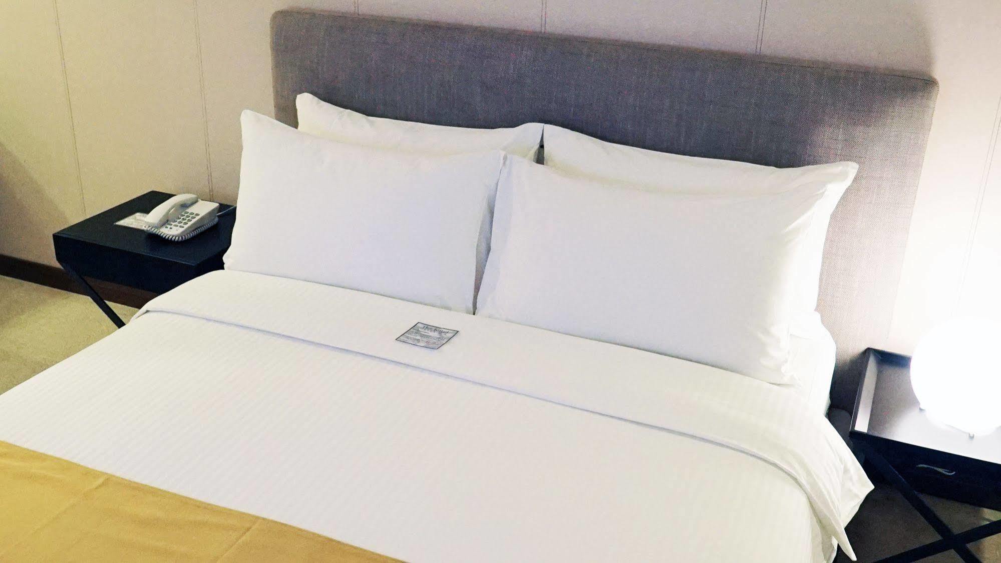 Green Sun Hotel Макати Экстерьер фото