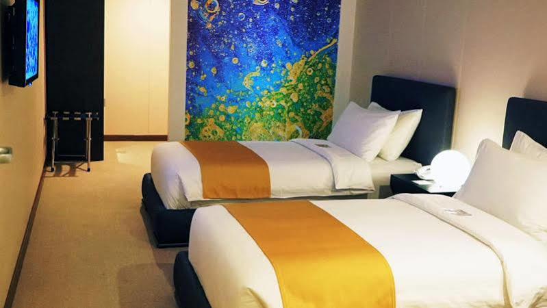 Green Sun Hotel Макати Экстерьер фото